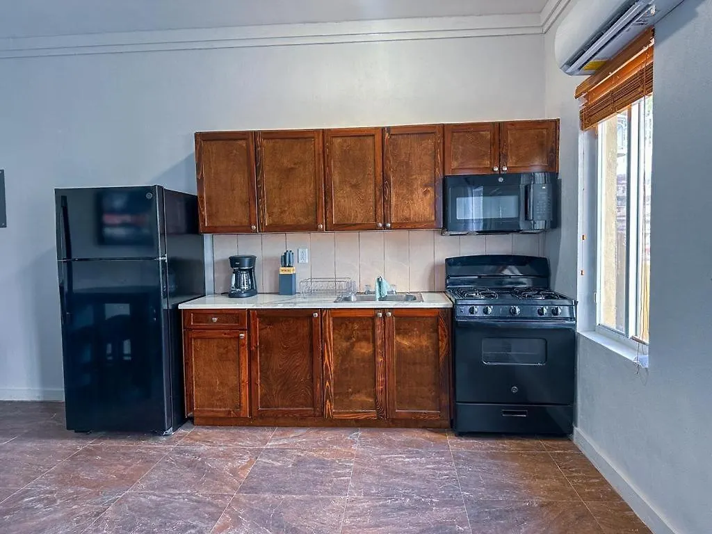 Davis Beach Rental Steventon Bahamas